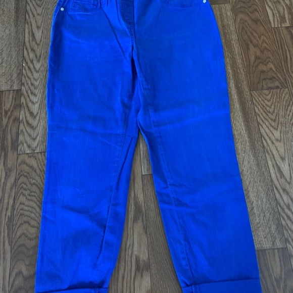 Pants - Picture 4 of 4